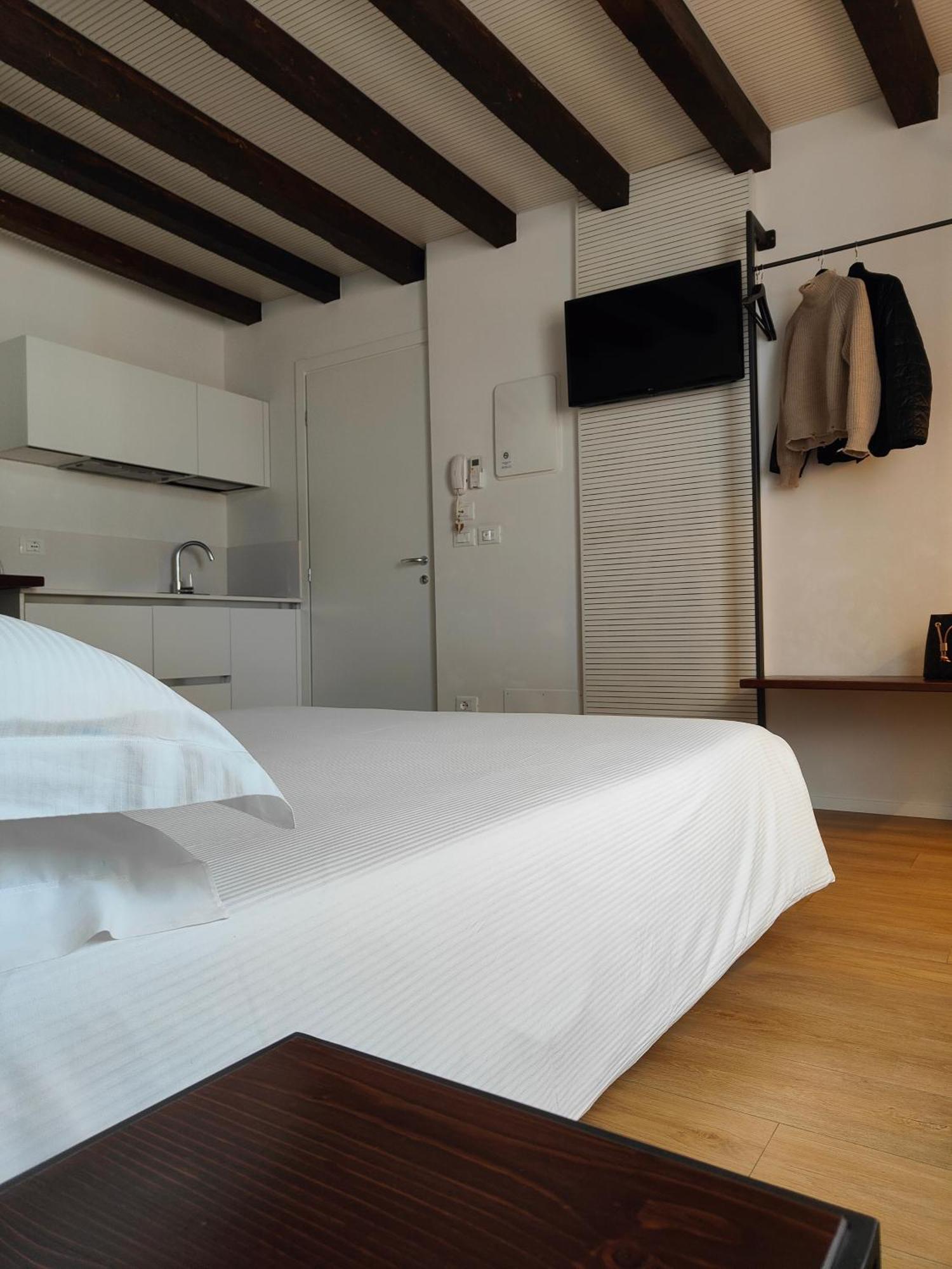 Borgo Di Ponte Holiday Apartments & Rooms Чивідале-дель-Фріулі Екстер'єр фото